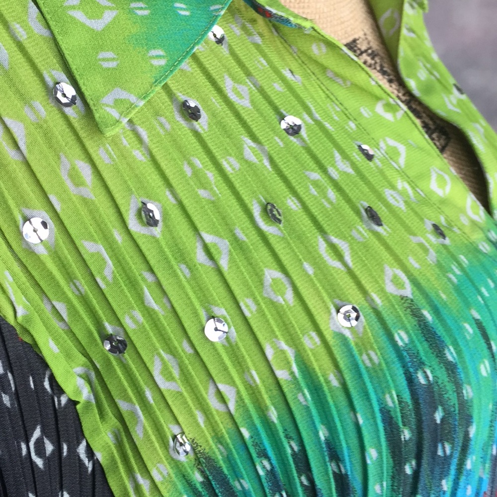 Maggie Barnes Top with Sequins Sz 1X NWOT - Picture 5 of 6